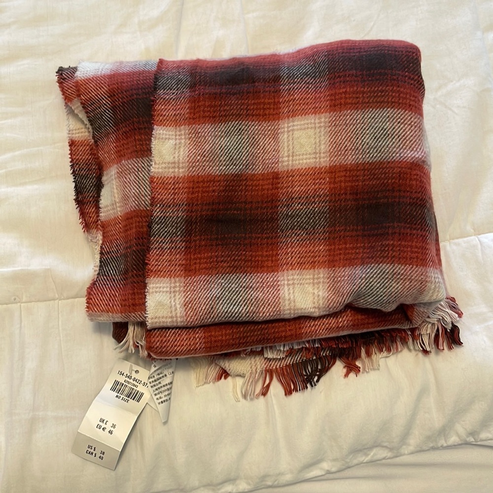 Abercrombie scarf